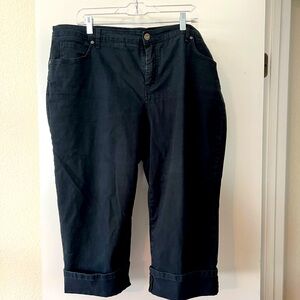 Style & Co Denim Capris, Black